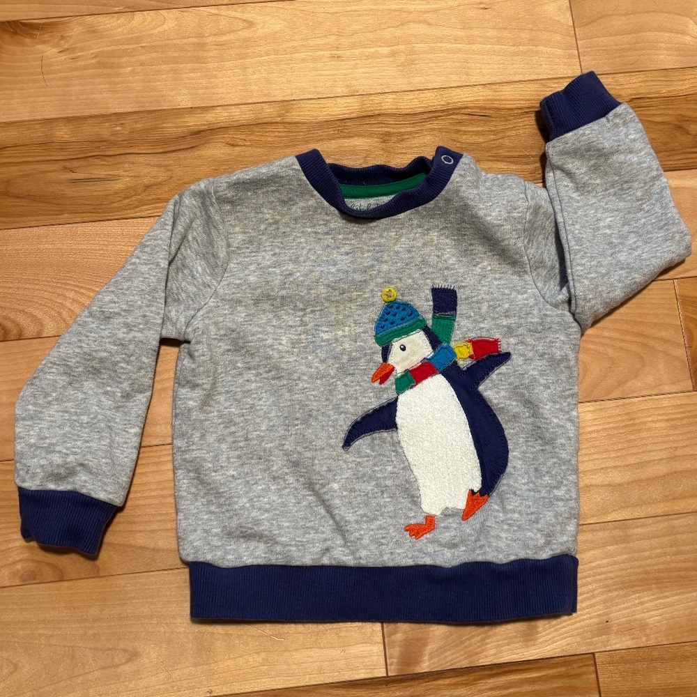 Baby Boden Penguin appliqué sweater